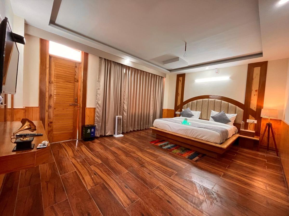 Le Green Resort, Mall Road Manali Exterior photo